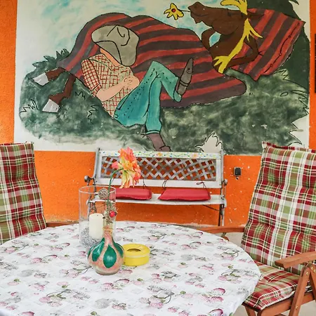 Stunning In Bandow With Wifi 아파트 Schwaan