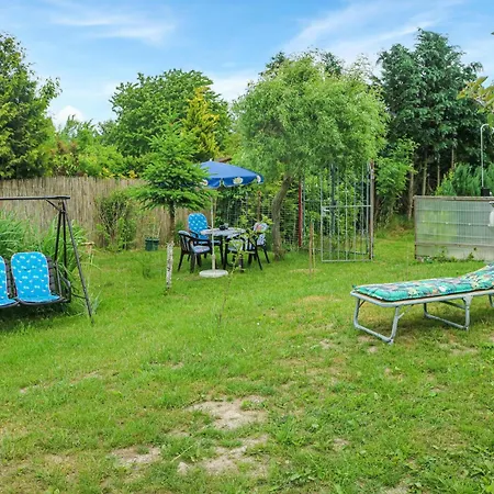 Apartment Stunning In Bandow With Wifi Schwaan