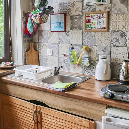 Stunning In Bandow With Wifi 아파트